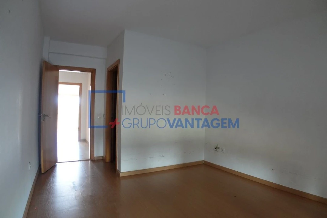 Apartamento T4 para Venda em Pinhal Novo Foto 20