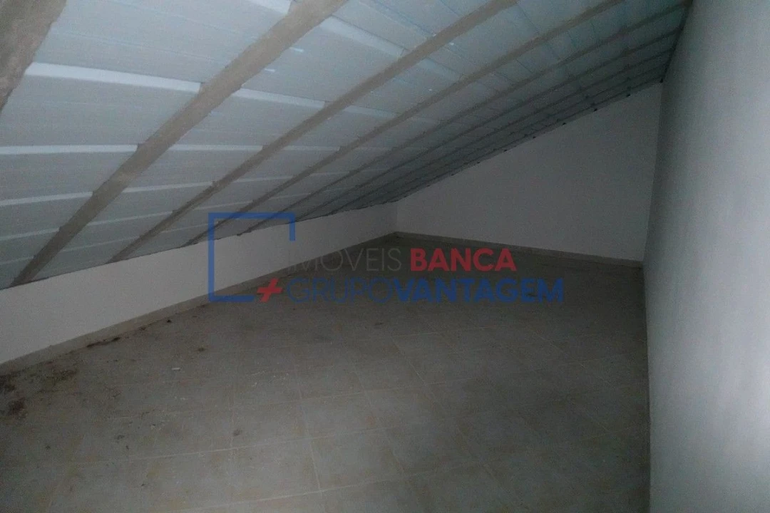 Apartamento T4 para Venda em Pinhal Novo Foto 29