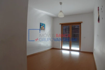 Apartamento T4 para Venda em Pinhal Novo