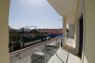 Apartamento T4 para Venda em Pinhal Novo