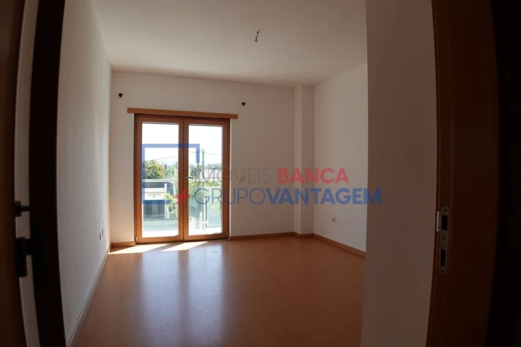 Apartamento T4 para Venda em Pinhal Novo Foto 15