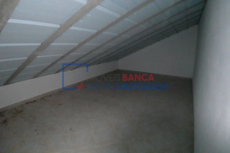 Apartamento T4 para Venda em Pinhal Novo Foto 29