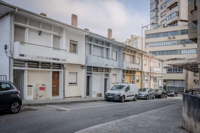Apartamento T2 para Venda em Mafamude e Vilar do Paraíso