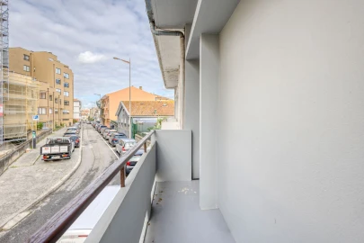 Apartamento T2 para Venda em Mafamude e Vilar do Paraíso