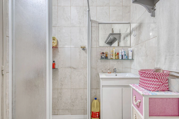 Apartamento T2 para Venda em Mafamude e Vilar do Paraíso Foto 18