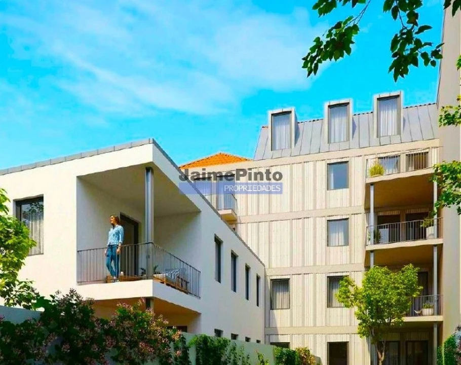 Apartamento T2 para Venda em Cedofeita, Santo Ildefonso, Sé, Miragaia, São Nicolau e Vitória Foto 2