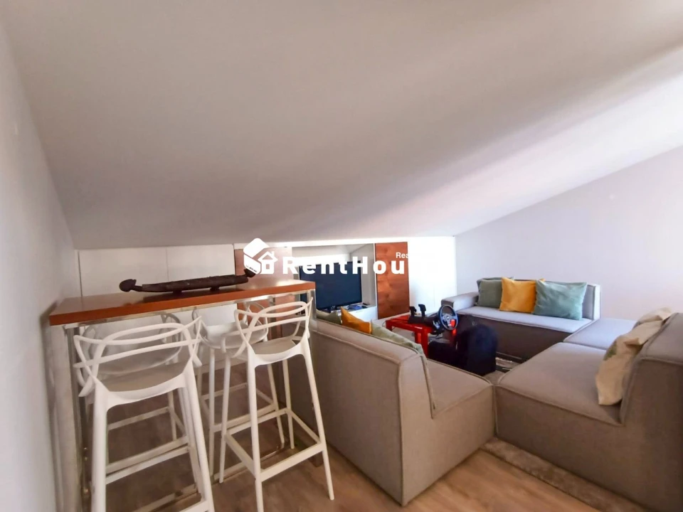 Apartamento T4 para Venda em Tavarede Foto 17