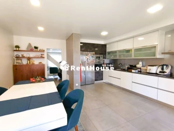 Apartamento T4 para Venda em Tavarede