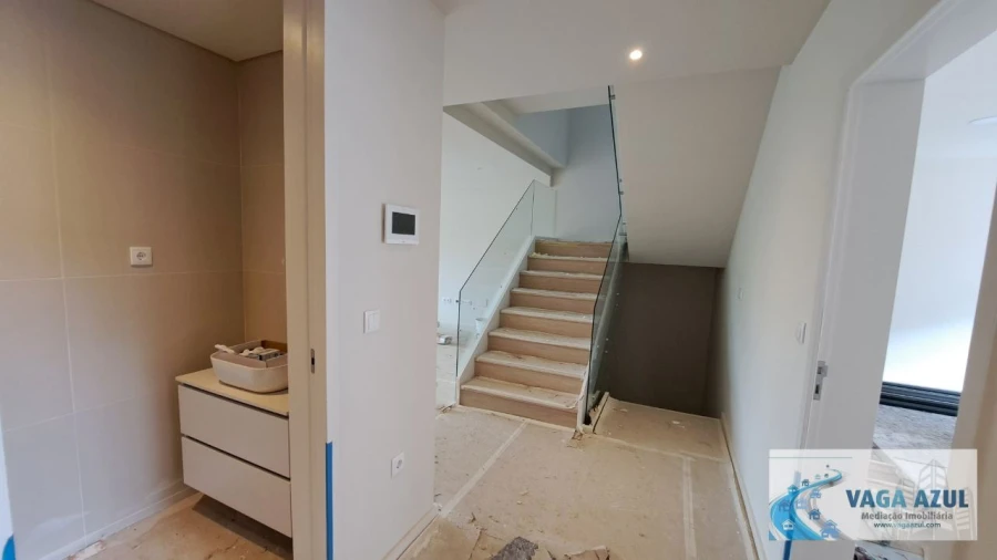 Moradia T3 para Venda em Fânzeres e São Pedro da Cova Foto 5