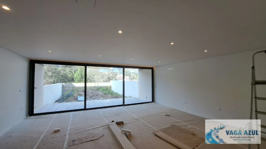 Moradia T3 para Venda em Fânzeres e São Pedro da Cova Foto 19