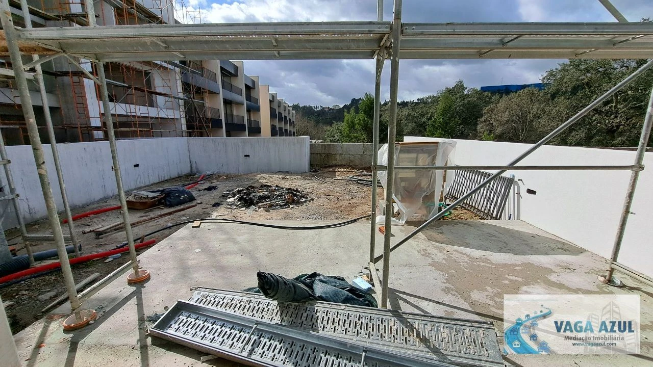 Moradia T3 para Venda em Fânzeres e São Pedro da Cova Foto 10