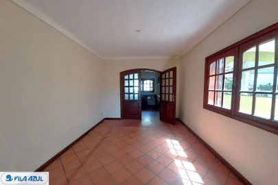 Moradia T4 para Venda em Arcozelo