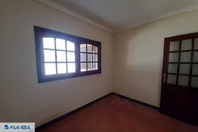 Moradia T4 para Venda em Arcozelo