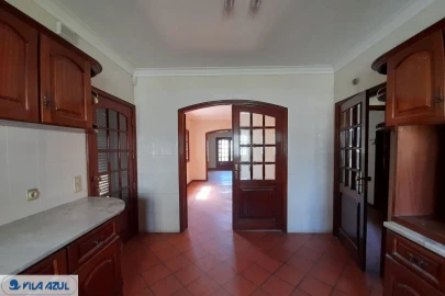 Moradia T4 para Venda em Arcozelo