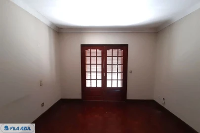 Moradia T4 para Venda em Arcozelo