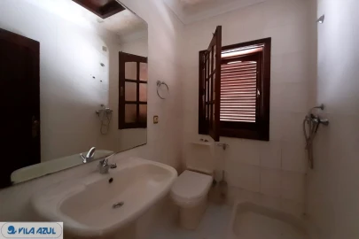 Moradia T4 para Venda em Arcozelo