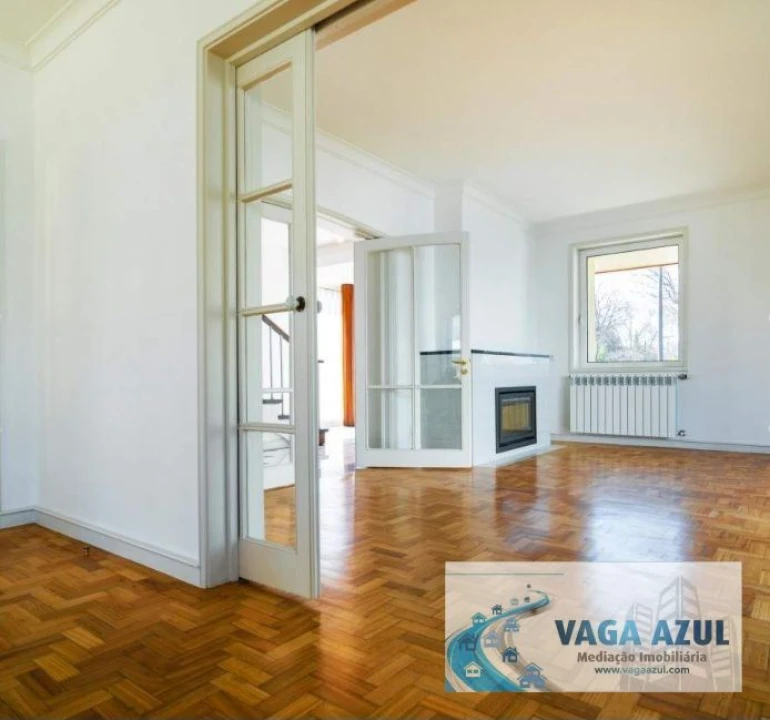 Moradia T5 para Arrendamento em Lordelo do Ouro e Massarelos Foto 3