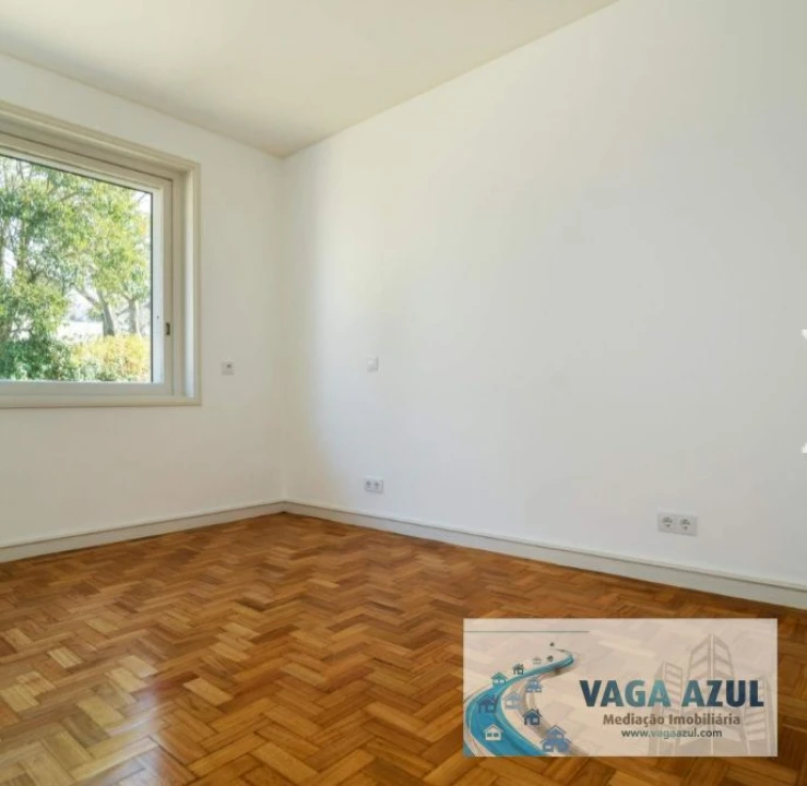 Moradia T5 para Arrendamento em Lordelo do Ouro e Massarelos Foto 20