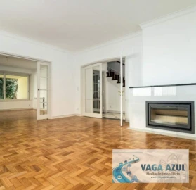 Moradia T5 para Arrendamento em Lordelo do Ouro e Massarelos