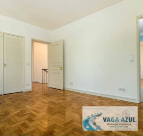 Moradia T5 para Arrendamento em Lordelo do Ouro e Massarelos