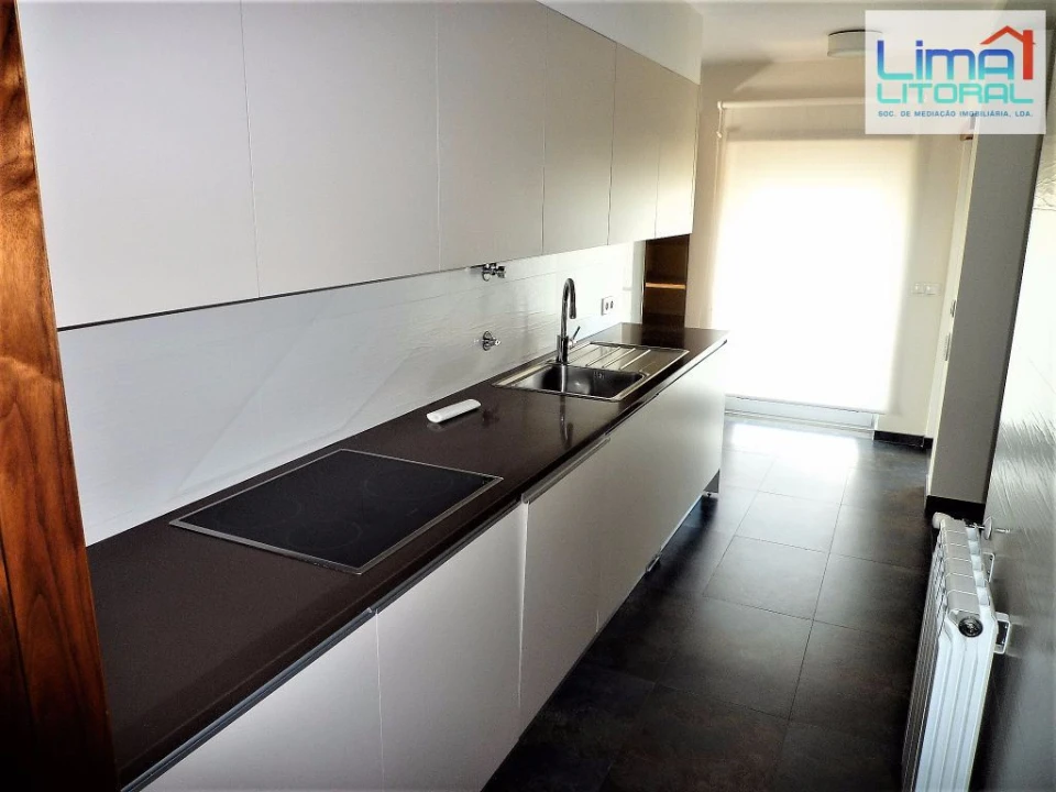 Apartamento T2 para Arrendamento em Leiria, Pousos, Barreira e Cortes Foto 6