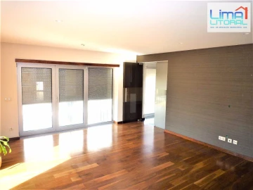 Apartamento T2 para Arrendamento em Leiria, Pousos, Barreira e Cortes