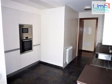 Apartamento T2 para Arrendamento em Leiria, Pousos, Barreira e Cortes