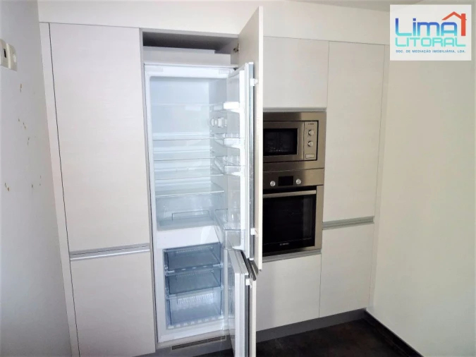 Apartamento T2 para Arrendamento em Leiria, Pousos, Barreira e Cortes Foto 8
