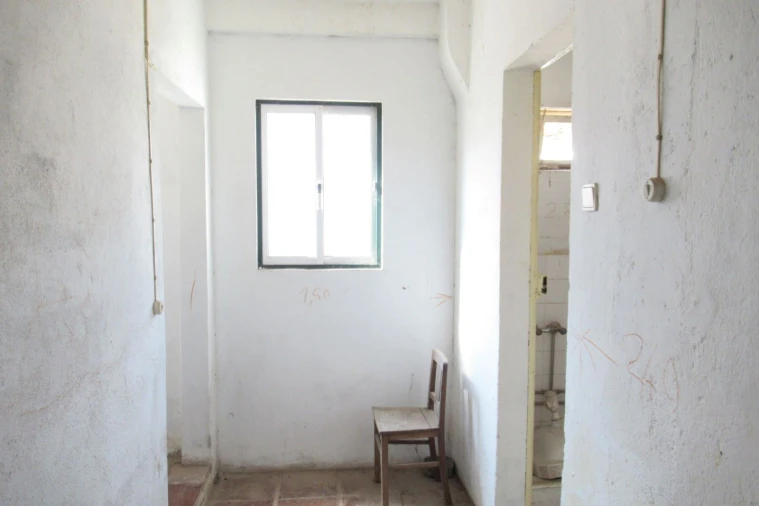 Moradia T1 para Venda em São João Baptista Foto 13