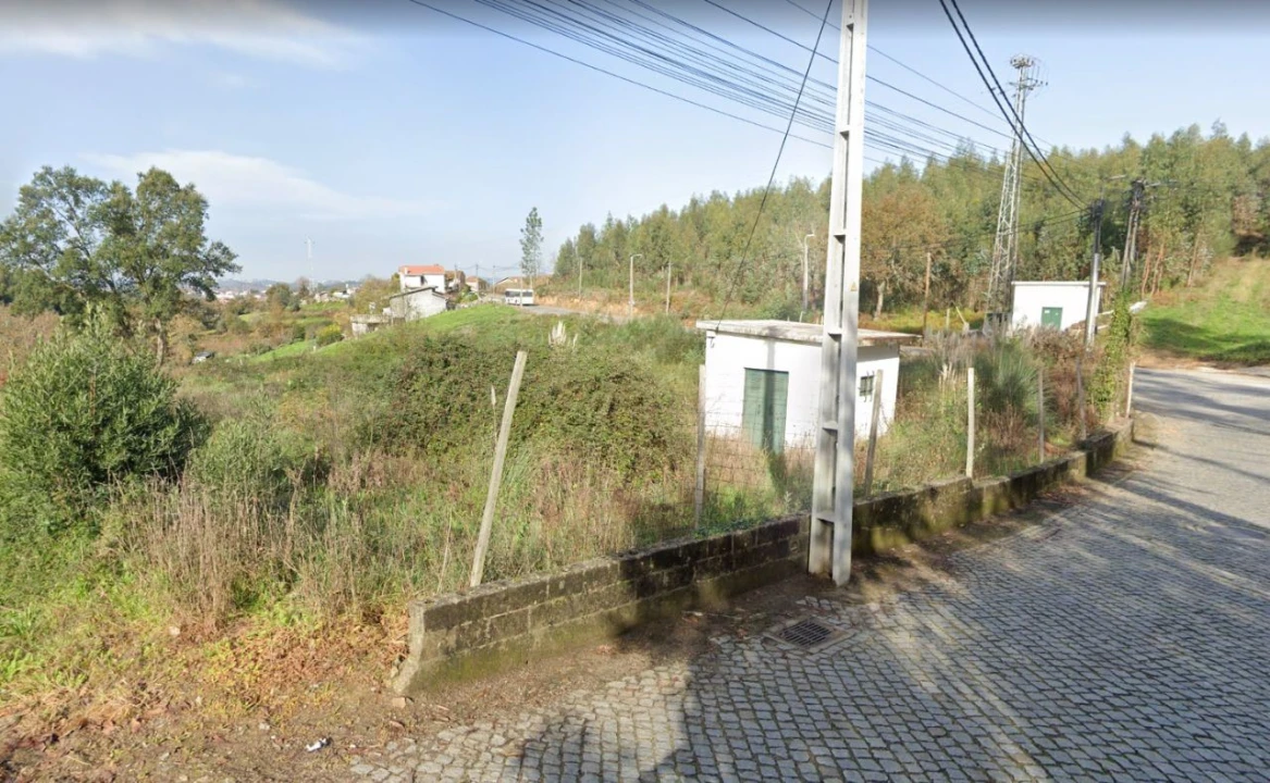 Terreno P/ Prédio para Venda em Arcozelo Foto 3