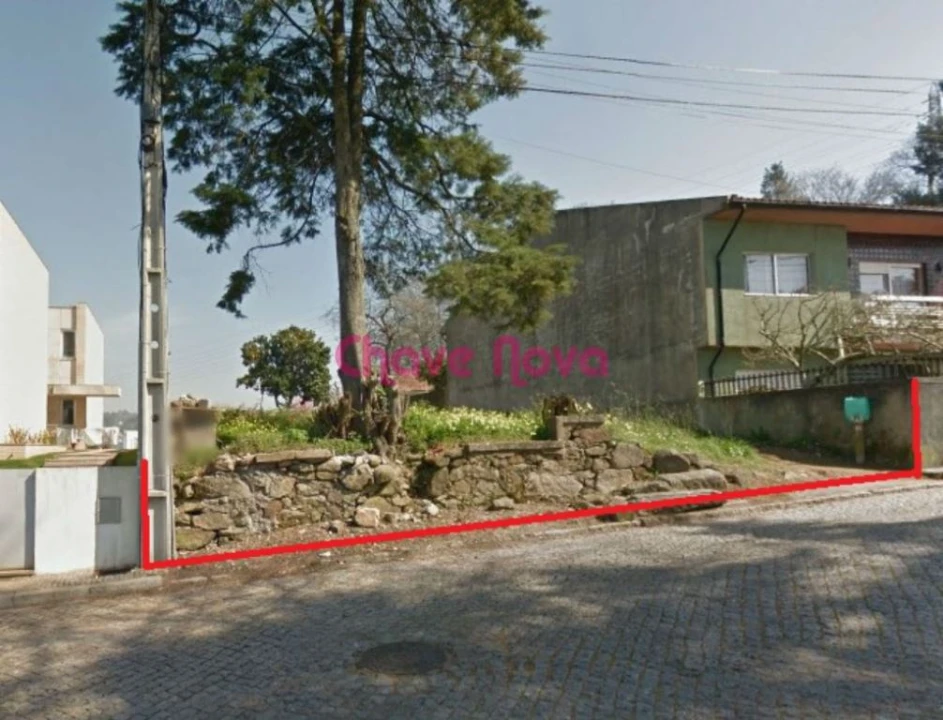 Terreno para Venda em Arcozelo Foto 1