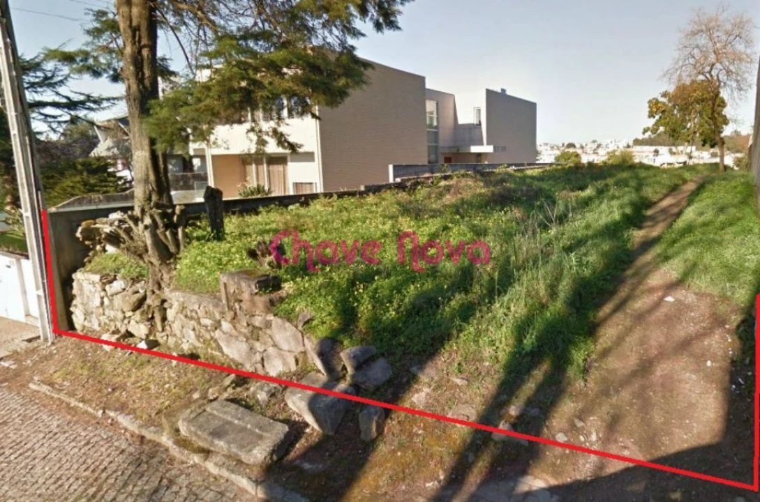 Terreno para Venda em Arcozelo Foto 3