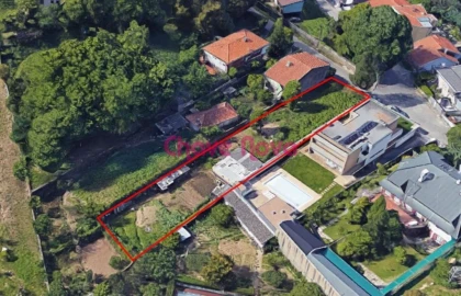 Terreno para Venda em Arcozelo