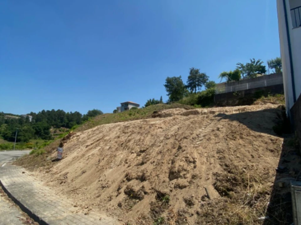 Terreno para Venda em Amarante (São Gonçalo), Madalena, Cepelos e Gatão Foto 3