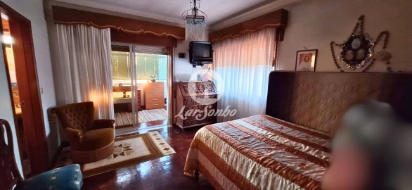 Moradia T4 para Venda em Roriz