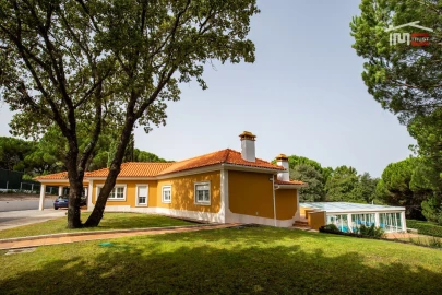 Moradia T5 para Venda em Seiça