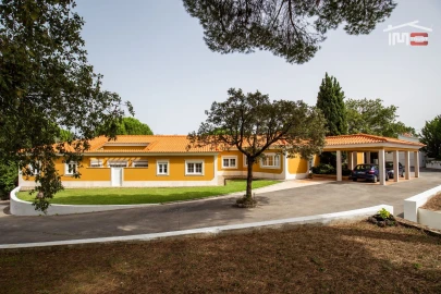 Moradia T5 para Venda em Seiça