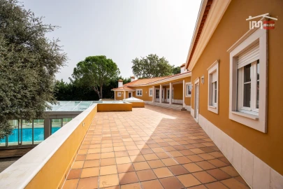 Moradia T5 para Venda em Seiça