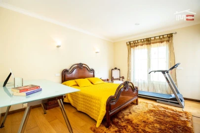 Moradia T5 para Venda em Seiça