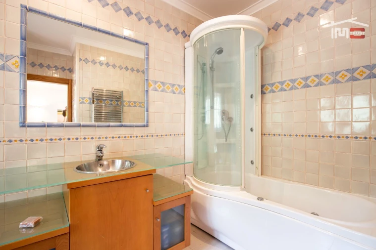 Moradia T5 para Venda em Seiça Foto 30