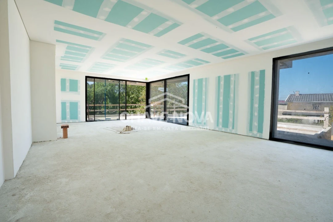 Moradia T3 para Venda em São Felix da Marinha Foto 18