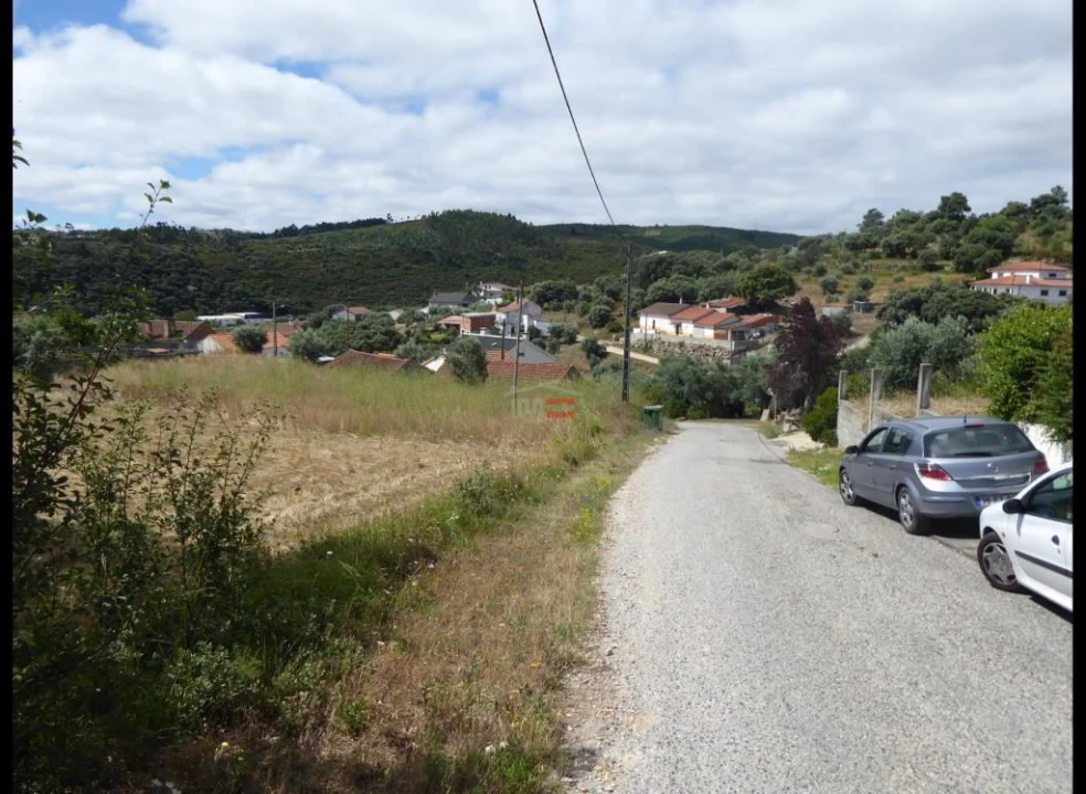 Terreno Misto para Venda em Atouguia Foto 8