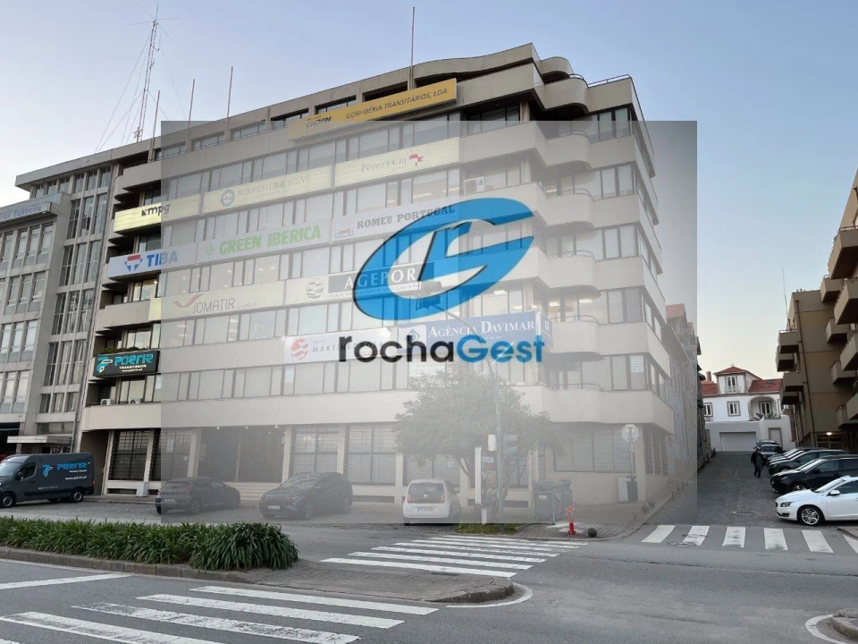 Loja para Arrendamento em Matosinhos e Leça da Palmeira Foto 13