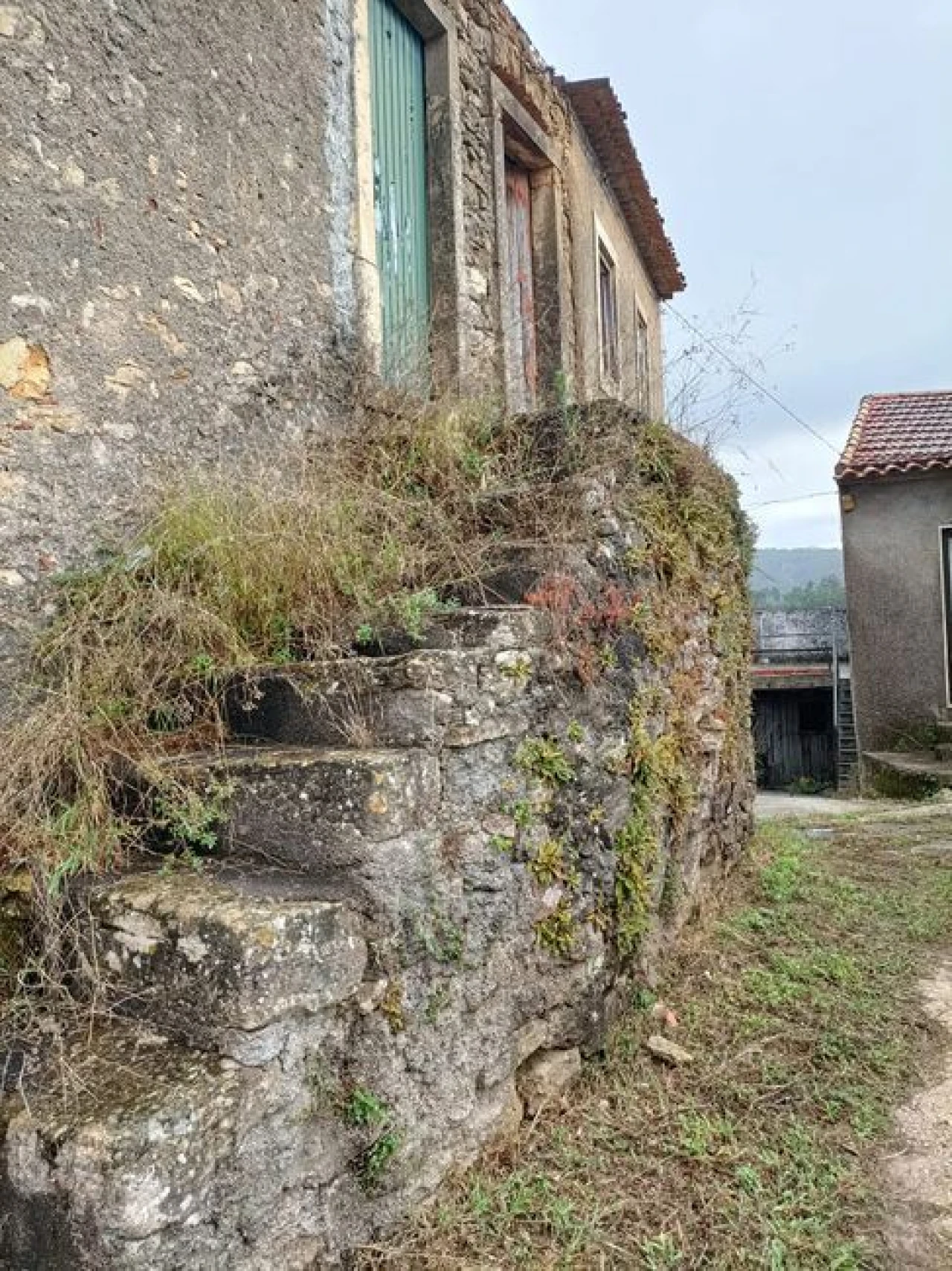 Moradia T0 para Venda em Almalagues Foto 3