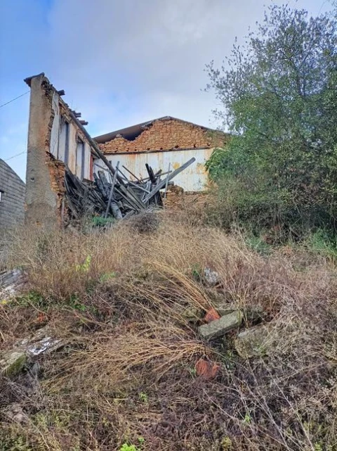 Moradia T0 para Venda em Almalagues