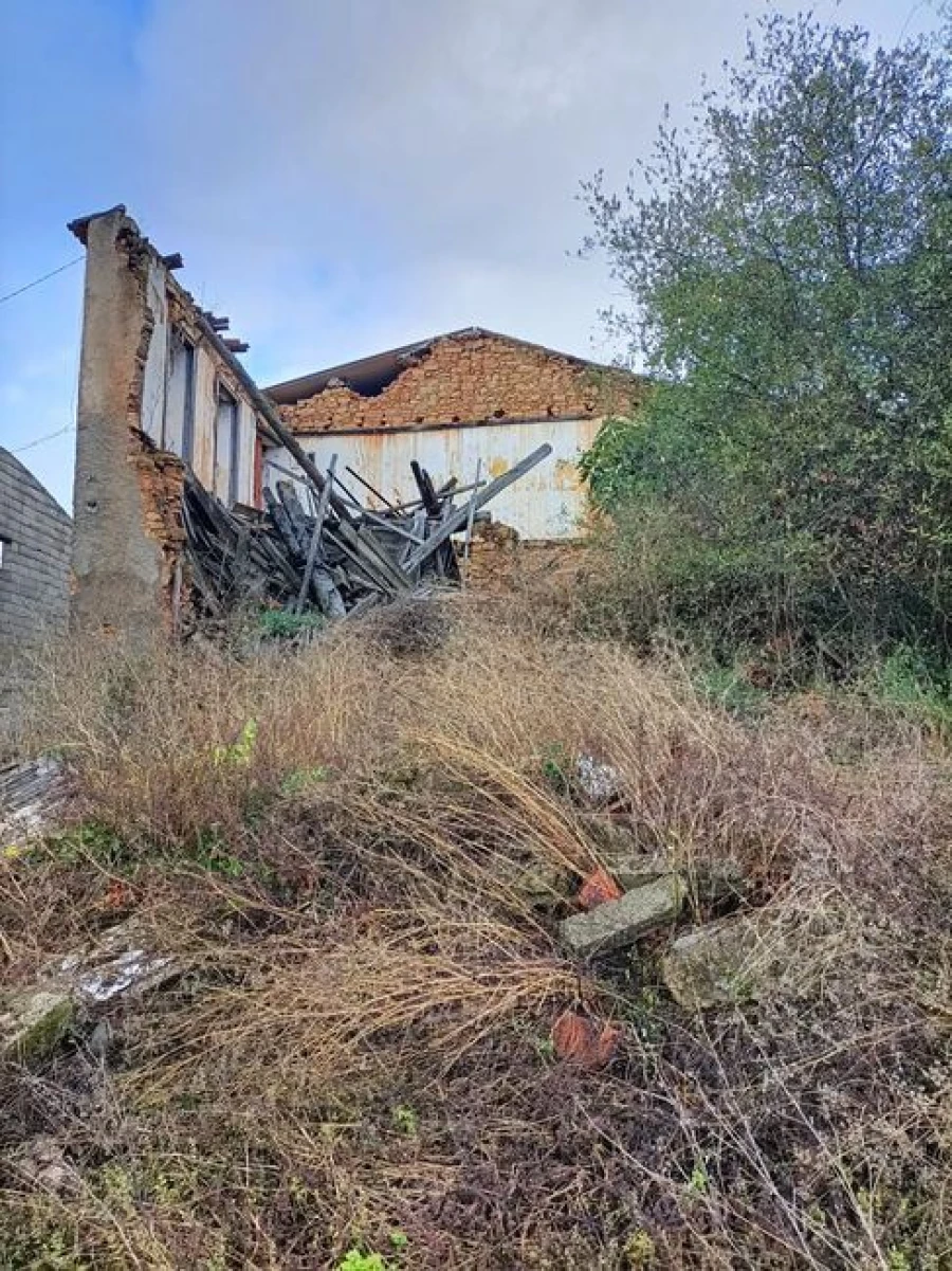 Moradia T0 para Venda em Almalagues Foto 6