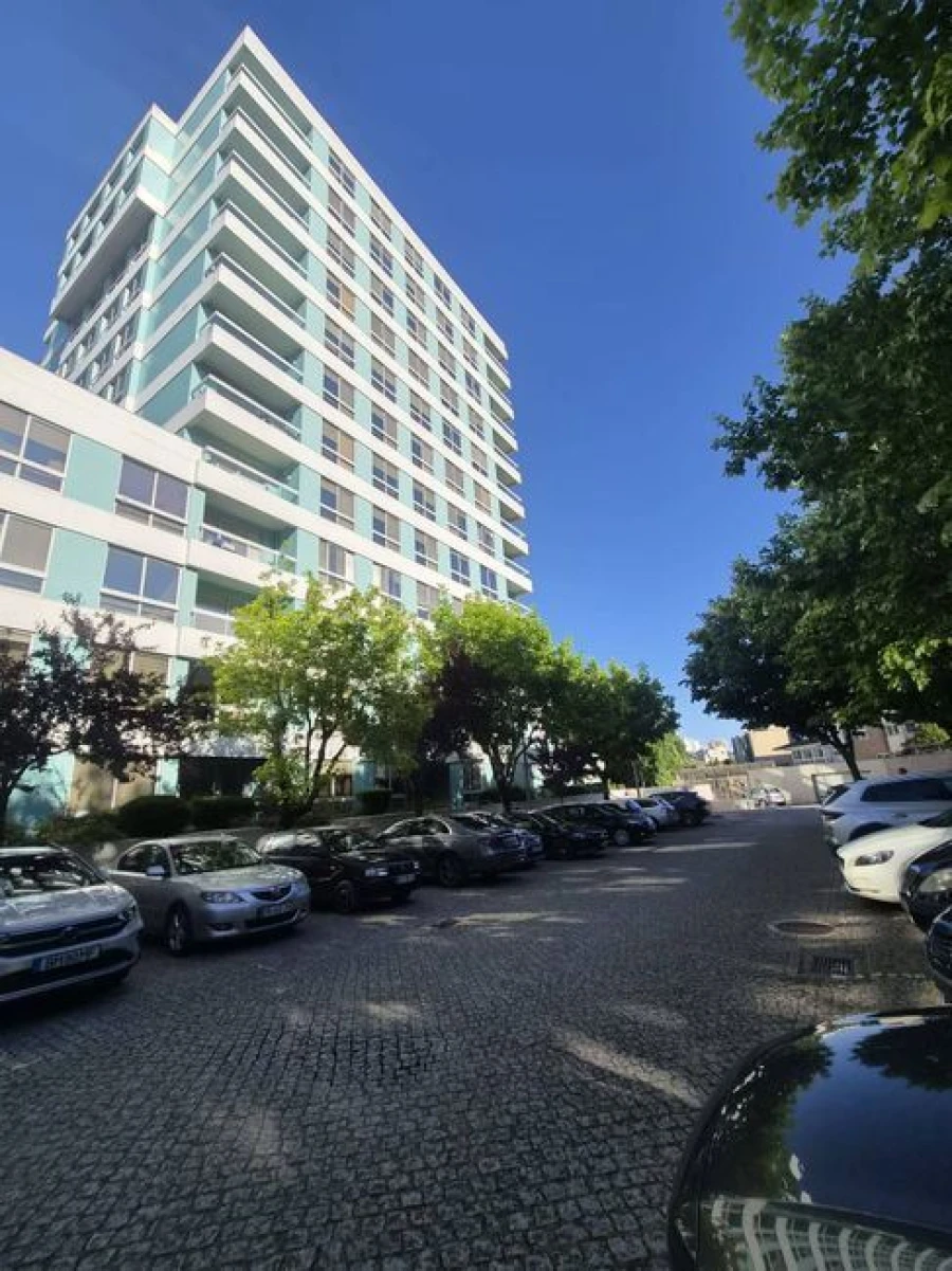 Apartamento T2 para Venda em Cidade da Maia Foto 20