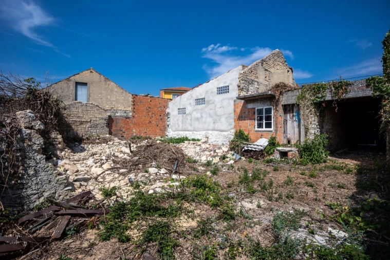 Moradia T1 para Venda em Cordinhã Foto 23