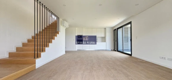 Apartamento T4 para Venda em Gulpilhares e Valadares