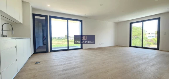 Apartamento T4 para Venda em Gulpilhares e Valadares